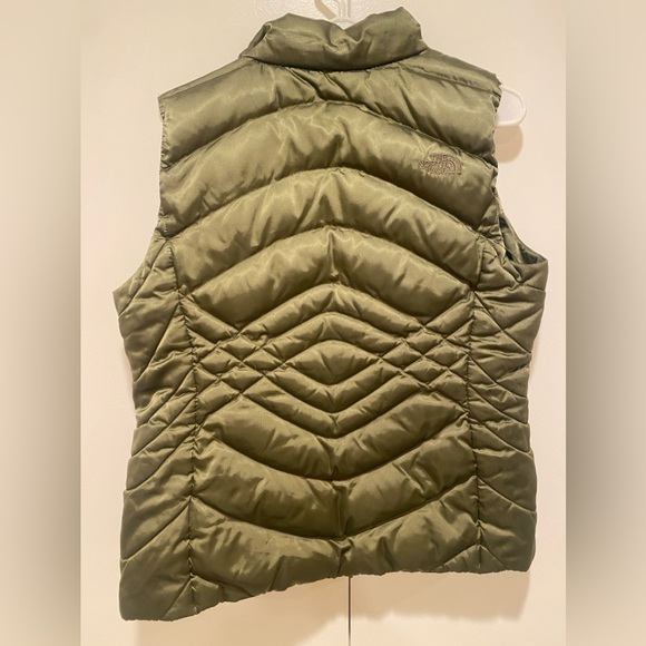 The North Face vest - Picture 2 of 7